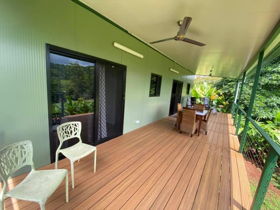 Mena Creek Flower House Экстерьер фото