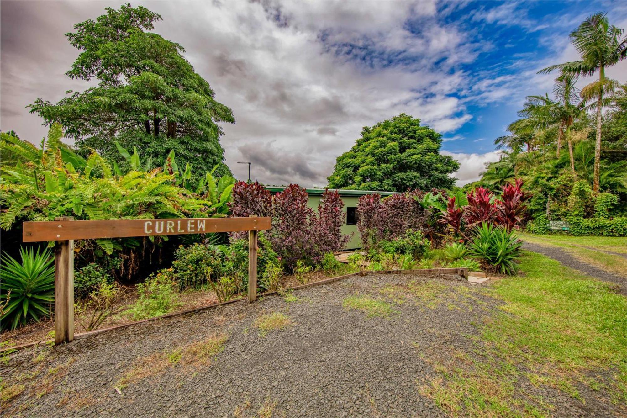 Mena Creek Flower House Экстерьер фото